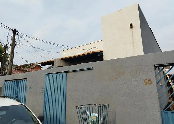 Casa Kitnet Prox Da Rodoviaria C/ Suite E Ar Condicionado Entrada Individual . Geladeira E Cozinha Basica. Garagem Pra Carro.